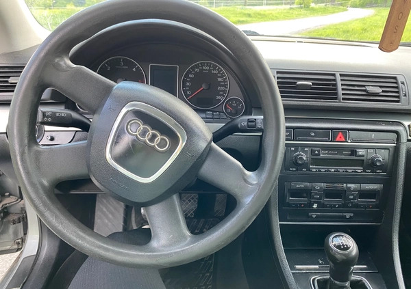 Audi A4 cena 13900 przebieg: 408000, rok produkcji 2005 z Błaszki małe 67